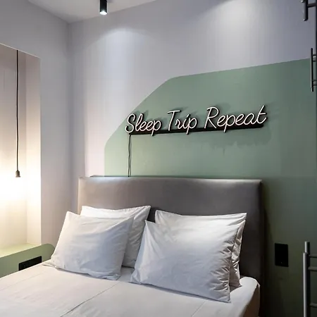 Hom Sleep Trip Repeat Appartement Patras