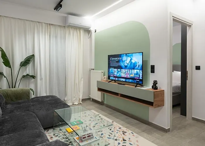 Hom Sleep Trip Repeat * Patras