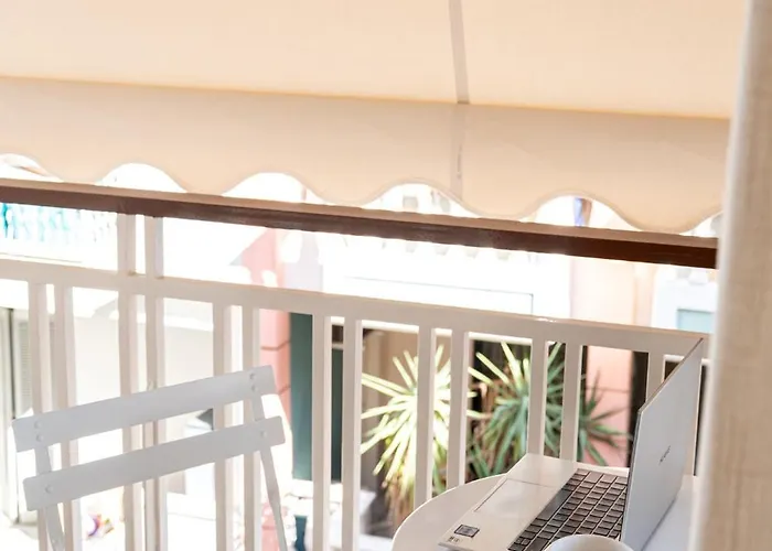 Hom Sleep Trip Repeat * Patras