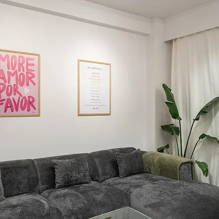 Hom Sleep Trip Repeat Appartement Patras