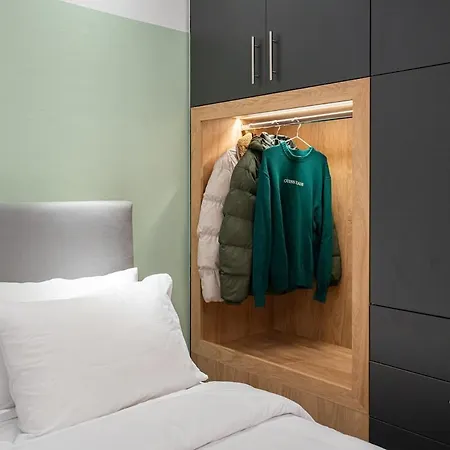 Hom Sleep Trip Repeat *